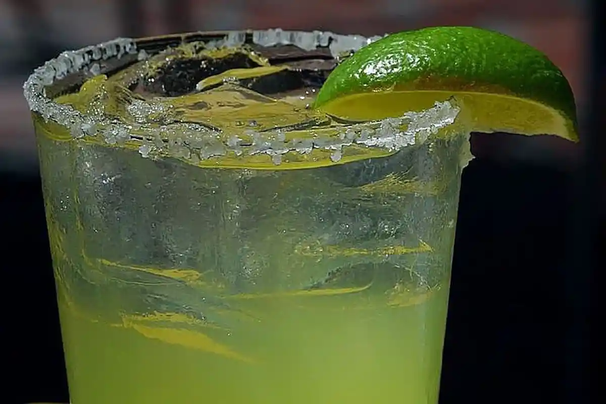 Best Green Tea Liqueurs for Shots