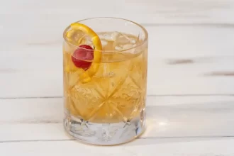 Classic Godfather Cocktail Recipe: Sip with Sophistication