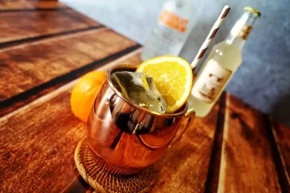 Creative Garnish Ideas for Your Moscow Mule
