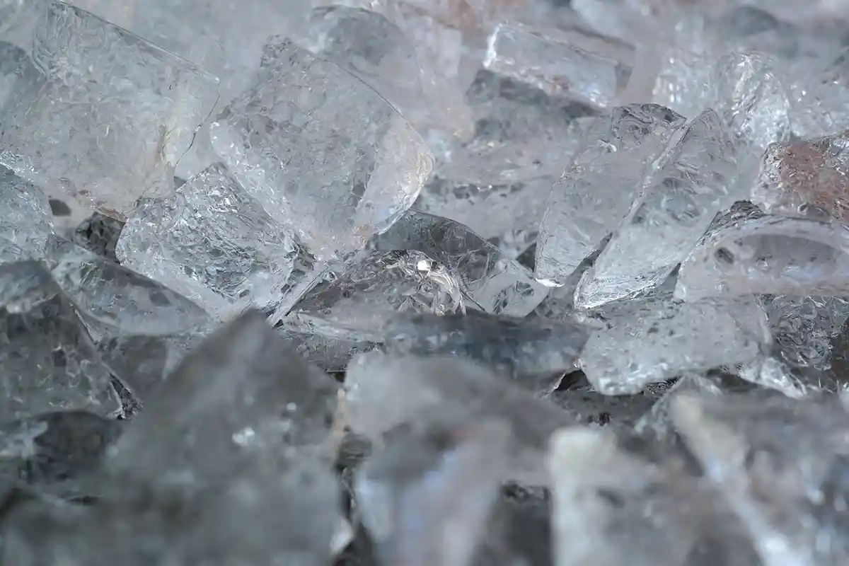 Freezing Ice Cubes: Master the Art of Homemade Ice